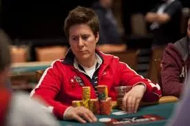 World Series of Poker 2012: Vanessa Selbst Ganha Segunda Bracelete 0001