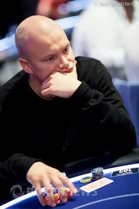 Railbird Report : Gus Hansen perd 1,5$ million en un jour 102