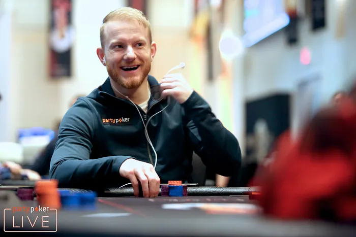 Jason Koon registered late and built a massive stack