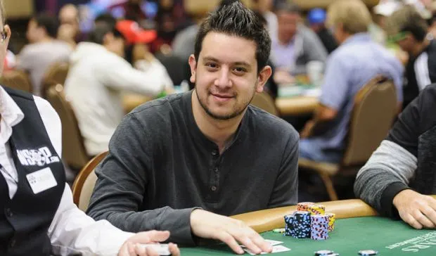 Banni à vie des WSOP pour avoir déchiré ses cartes 101