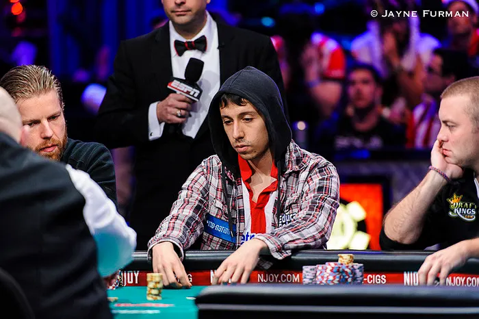 Andoni Larrabe is all in