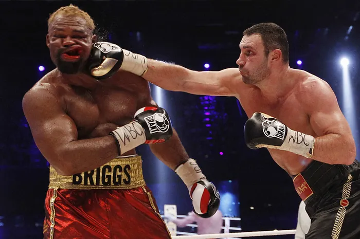 SCOOP 2015 Día 11: '9Rounders8' y 'guasoski' ganaron por KO 0001