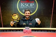 Marco Aurélio "Salsicha" crava Mini HR e lidera campeões da quinta no KSOP GGPoker RJ