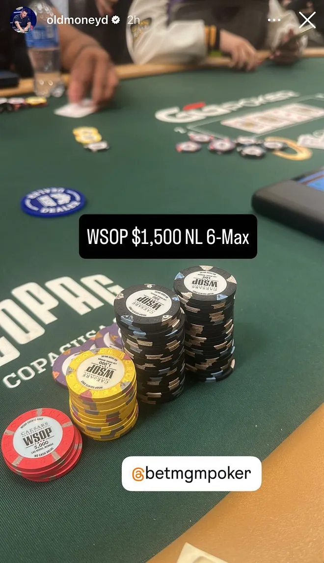 Darren Elias chipping up