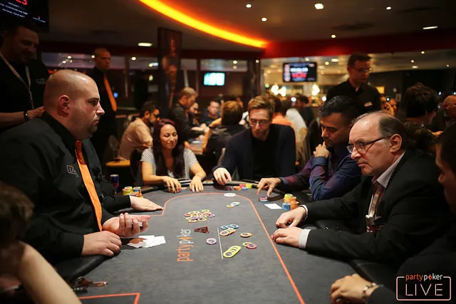 Padraig Parkinson all-in and at risk for his tournament life on Day 1e