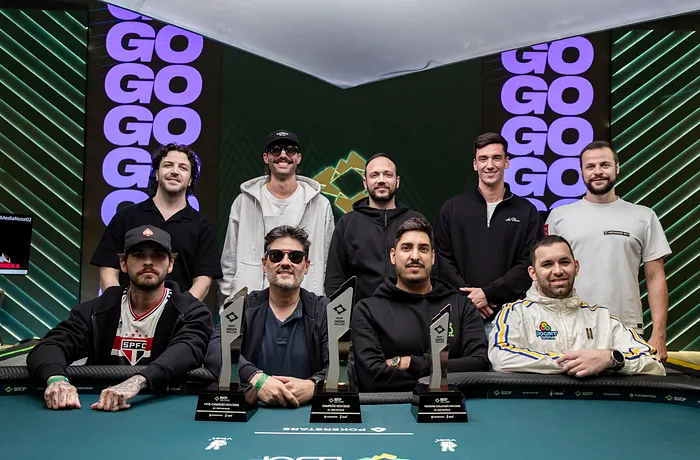 Mesa Final do R$15.000 Grand High Roller