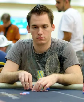 WPT Championship: Hall e Bonomo na Frente dos Torneios 101